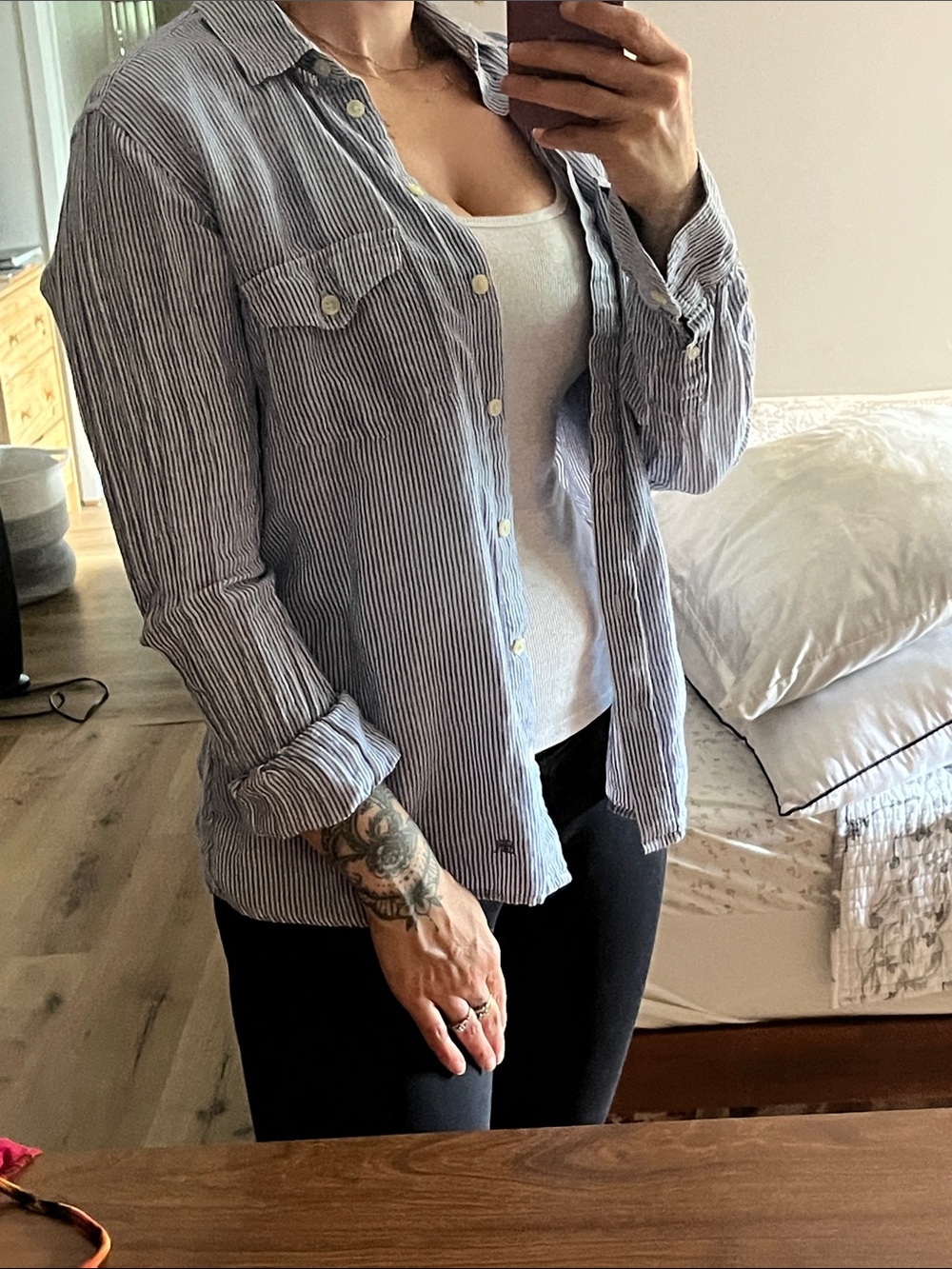 Banana Republic linen cotton blend beachy button down top